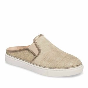 Botkier slip on sneaker